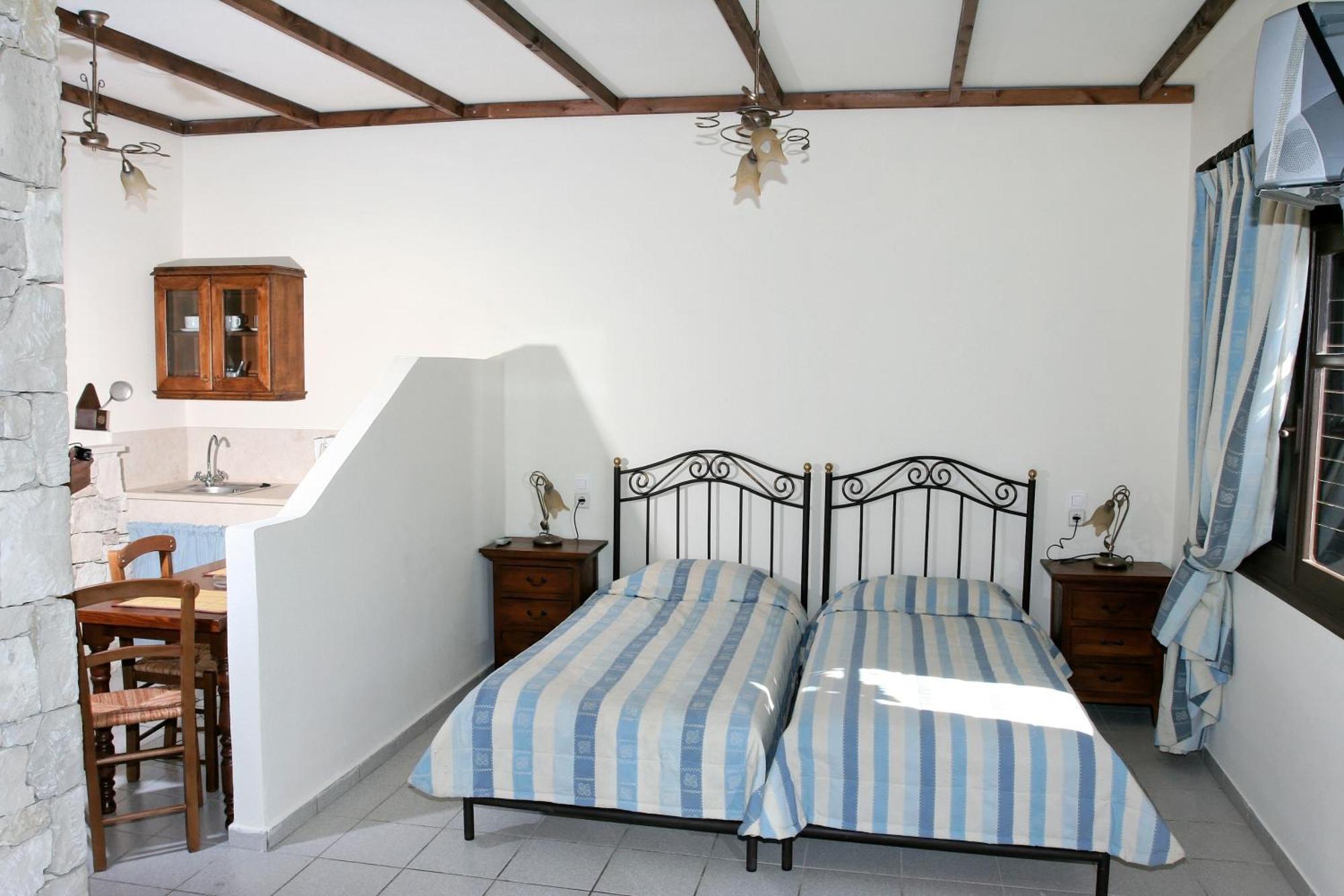 Villa Andreas Gouves Bagian luar foto